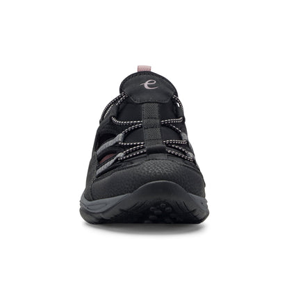 Everete Walking Shoes