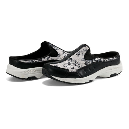 Traveltime Clogs