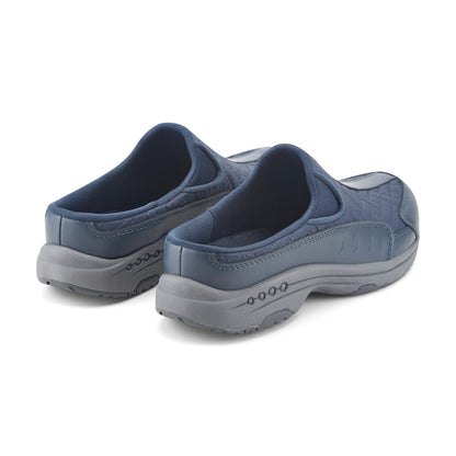 Traveltime Clogs