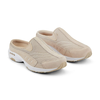 Traveltime Classic Clogs
