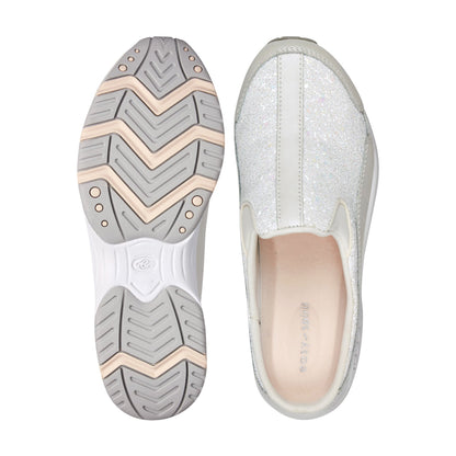 Traveltime Clogs