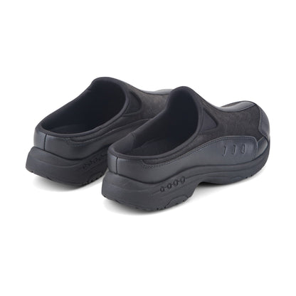 Traveltime Leather Clogs