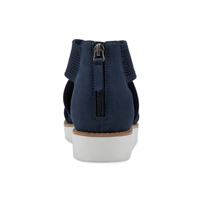 Wander Flat Sandals