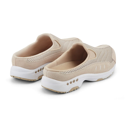 Traveltime Classic Clogs