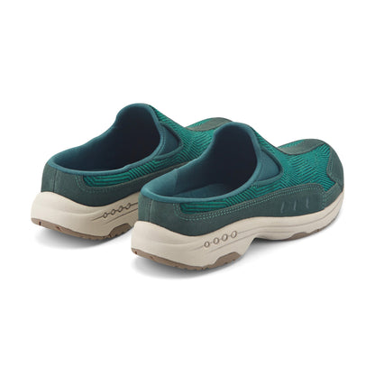 Traveltime Clogs
