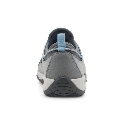 Everete Walking Shoes
