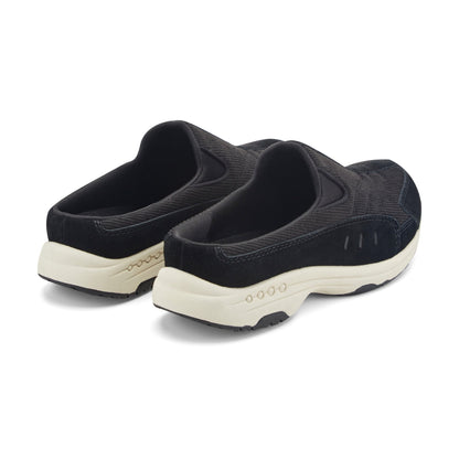 Traveltime Clogs