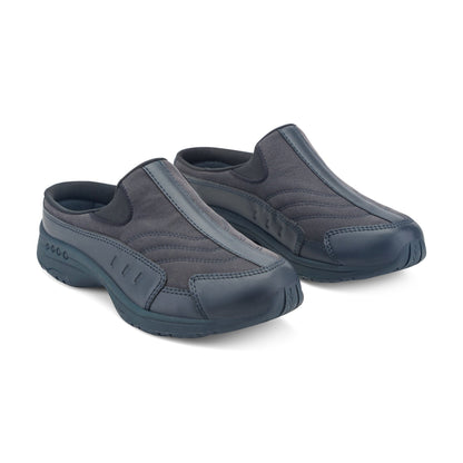 Traveltime Leather Clogs