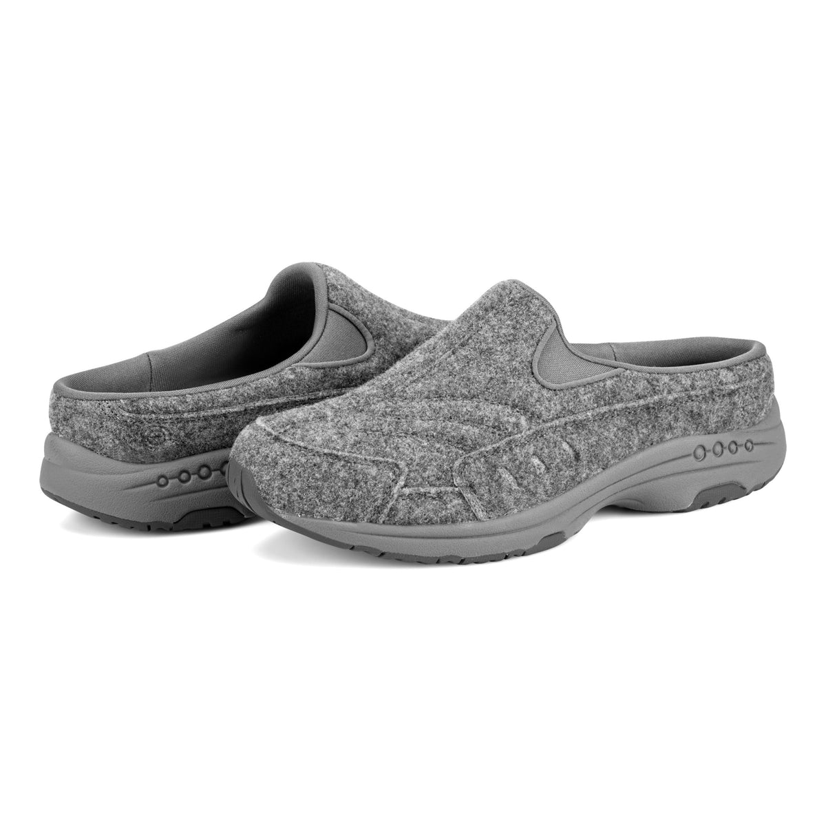 Traveleco Clogs