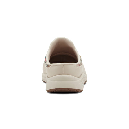 Traveltime Clogs