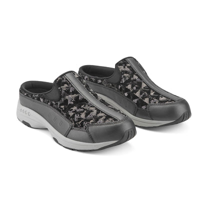 Traveltime Clogs