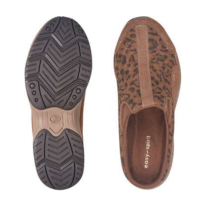 Traveltime Clogs
