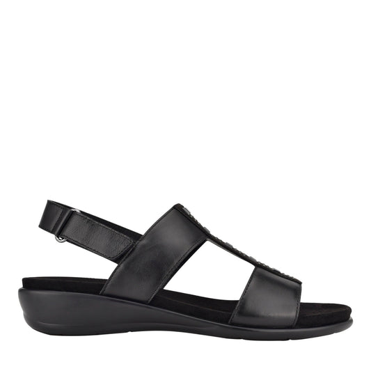 Hazel Flat Sandals